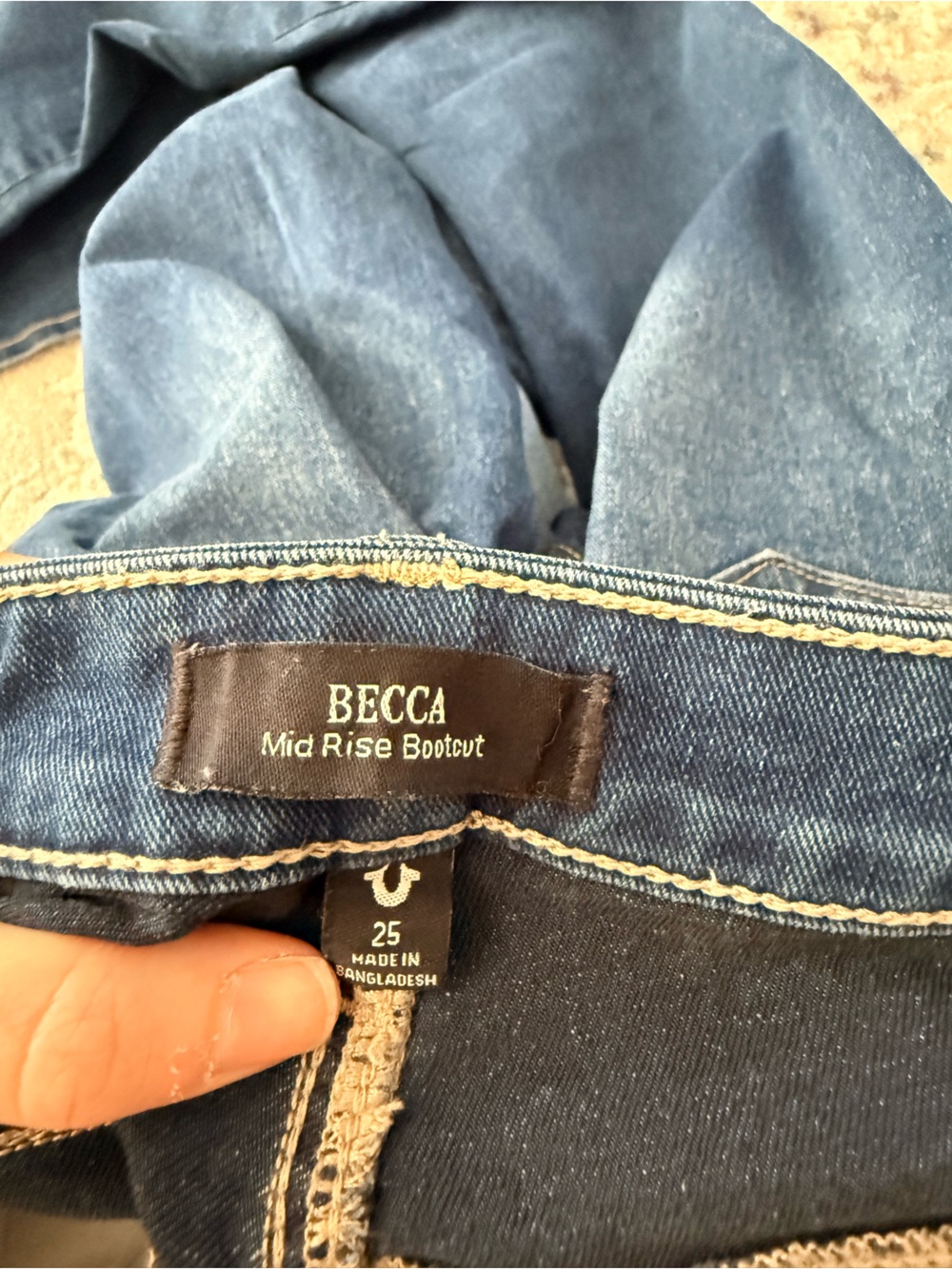 True Religion Becca Mid Rise Bootcut - Picture 3 of 9